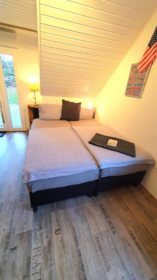Frankes Lodge Apartment Mit Garten Und Pool, 6 Einzelbetten, Parkplatz Essen Exterior foto